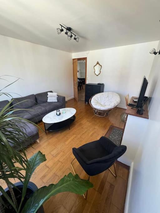 Appartement De Charme Hyper Centre 第戎 外观 照片