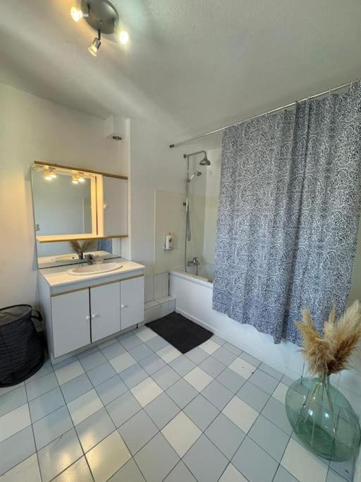 Appartement De Charme Hyper Centre 第戎 外观 照片
