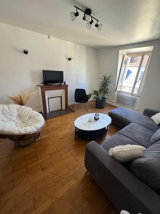Appartement De Charme Hyper Centre 第戎 外观 照片